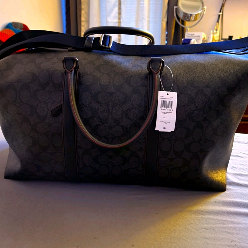 Trekker 52 in Signature canvas tote